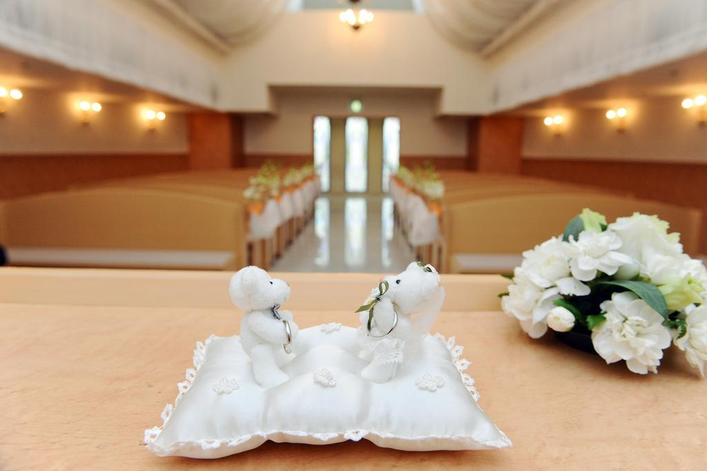Hotel Port Plaza Chiba Exterior photo Wedding rings